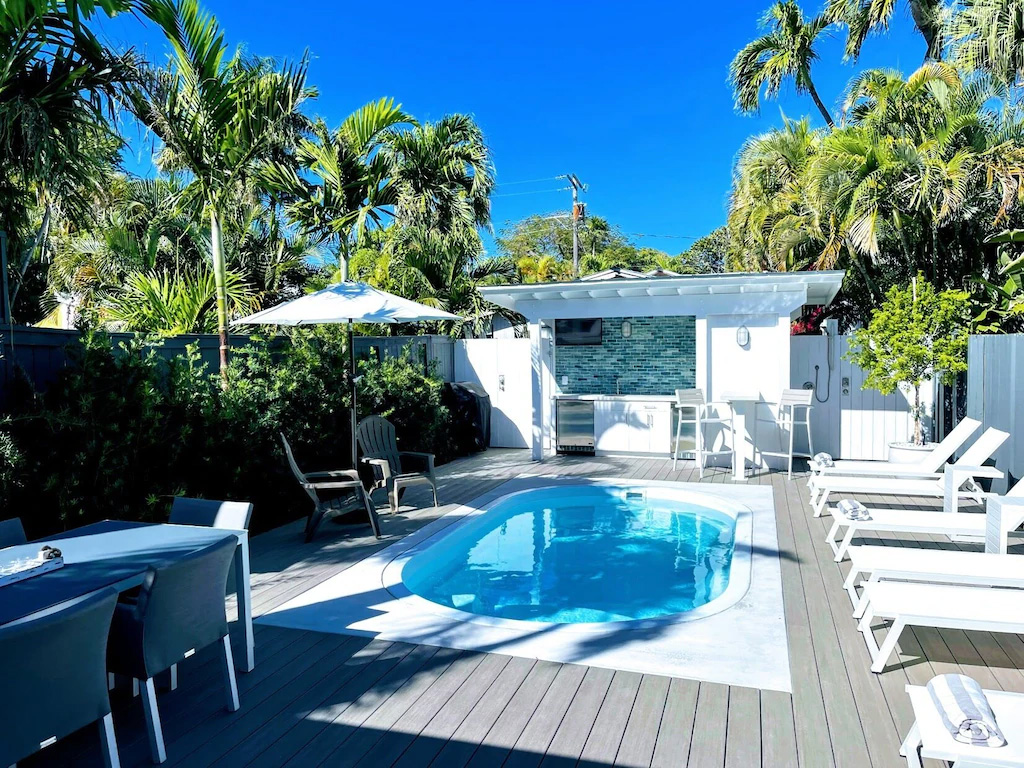 Amenity: <span>Deck Patio</span>